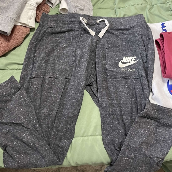 Nike Pants - Nike joggers